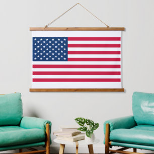 Suspendue Drapeau américain accroché à la tapisserie