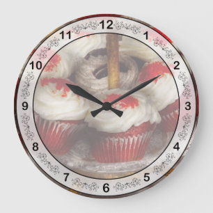 Süß - Cupcake - Red Velvet Cupcakes  Große Wanduhr