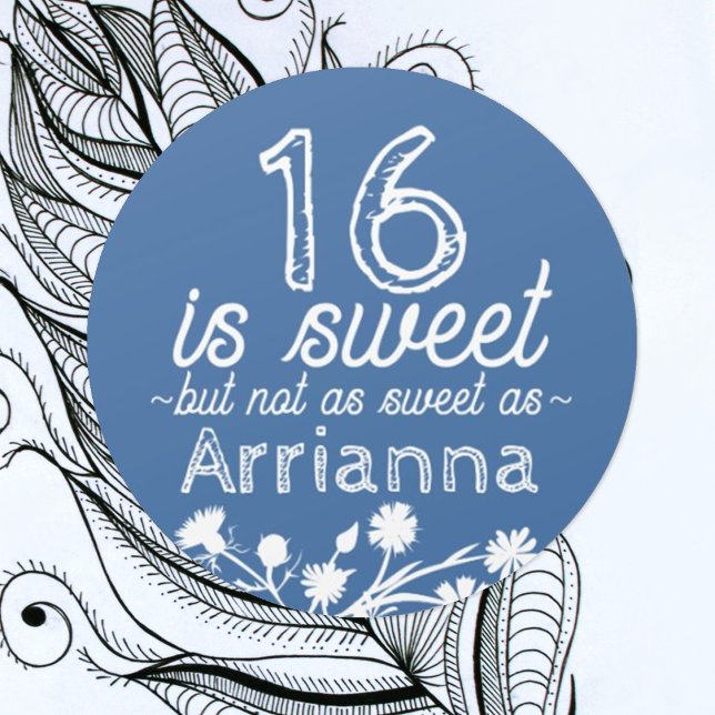 Süße 16 blaue, weiße Blume Runder Aufkleber (round floral blue sweet 16 party favor sticker personalized label seal with name for sweets gifts)