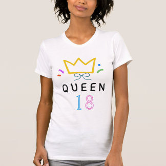 Süße 18 Queen Anime-Girl mit rosa Schleife T-Shirt