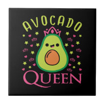 Süße Avocado-Königin mit Herz Keto-Mädchen beim Ko