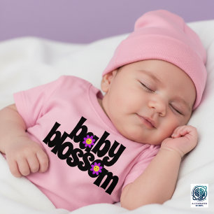 Süße Babyblüten lächeln lila Gänseblümchen Baby T-shirt