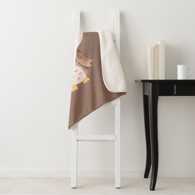 Süße braune Eule Sherpadecke (Beispiel)