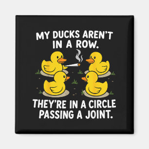 Süße Enten stehen nicht in einer Reihe in einem Kr Magnet