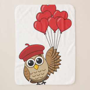 Süße Eule fliegt mit Herzballons Sherpadecke