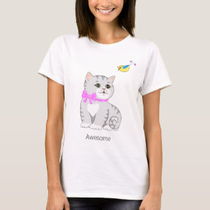 Süße getigerte Kätzchenkatze und kleiner Vogel T-Shirt