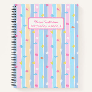Süße, girly Meeresmuscheln und Fische mit Streifen Notizbuch
