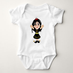 Süße glückliche kleine Mädchen-Cartoonfigur Baby Strampler