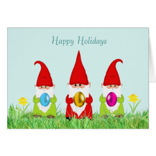 Süße Gnome halten Ostereier