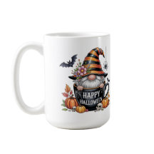Süße Halloween-Tasse mit Elf in der Kaffeetasse |