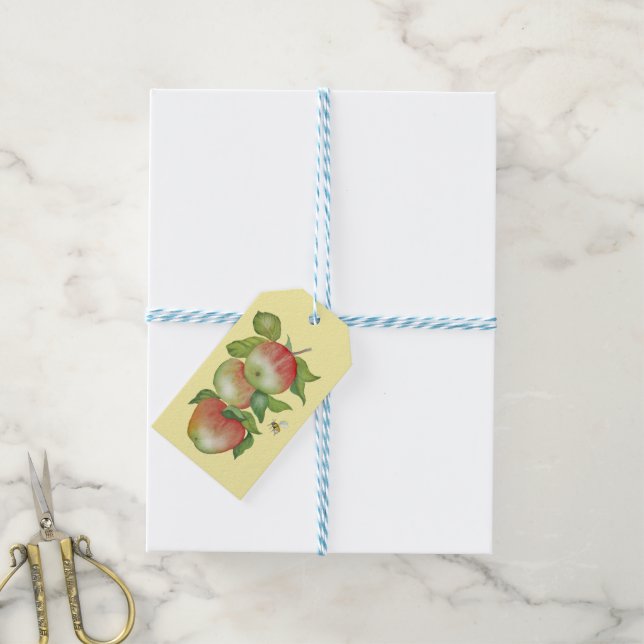 Süße Harmonie: Aquarelläpfel und eine Biene Geschenkanhänger (Mit Garn)