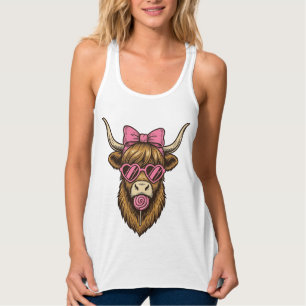 Süße Highland-Kuh mit rosa Herzbrille Vektor_1 Tank Top