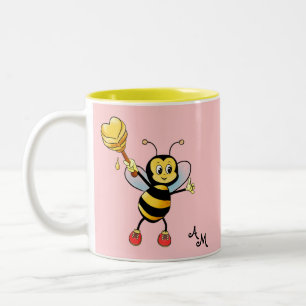 Süße Honigbiene mit Herz & Monogramm auf Hellrosa Zweifarbige Tasse