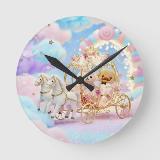 Süße Hundehochzeit Märchenkarosse Runde Wanduhr