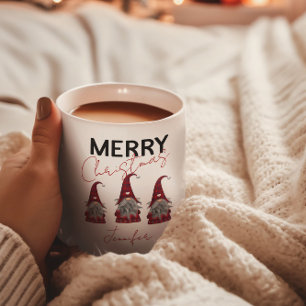 Süße karierte Weihnachtsgnome mit Ihrem Namen Zweifarbige Tasse