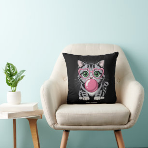 Süße Katze Kitty isst Kaugummi und macht lustige B Kissen