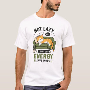 Süße Katze schläft auf Sofa Nicht faul Energie Spa T-Shirt