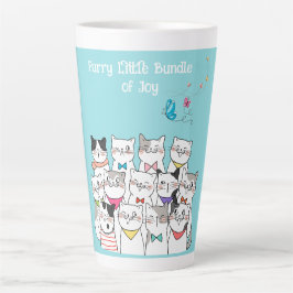 Süße Katzen, flauschiges kleines Bündel der Freude Milchtasse