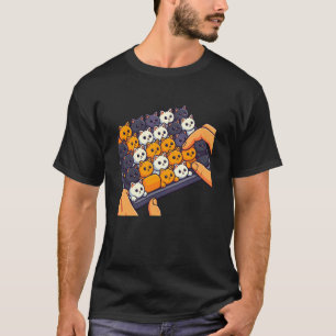Süße Katzenkunst, farbenfrohe Katzen auf tippendem T-Shirt