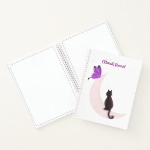 Süße Kawaii-Katze auf dem Mond mit Schmetterling i Notizbuch
