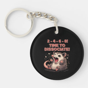 Süße Kawaii-Opossum-Zeit zum Dissoziieren Lustiges Schlüsselanhänger