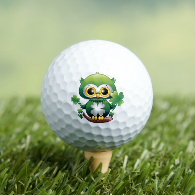 Süße kleine St. Patrick Cartoon-Eule Golfball (Insitu T-Shirt)