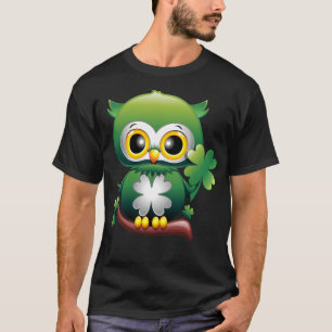Süße kleine St. Patrick Cartoon Eule T-Shirt