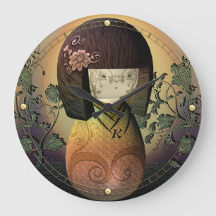 Süße Kokeshi Puppen-personalisiertes Monogramm Große Wanduhr