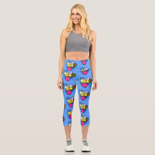 Süße lustige Biene mit Herz Cartoon-Illustration Capri Leggings