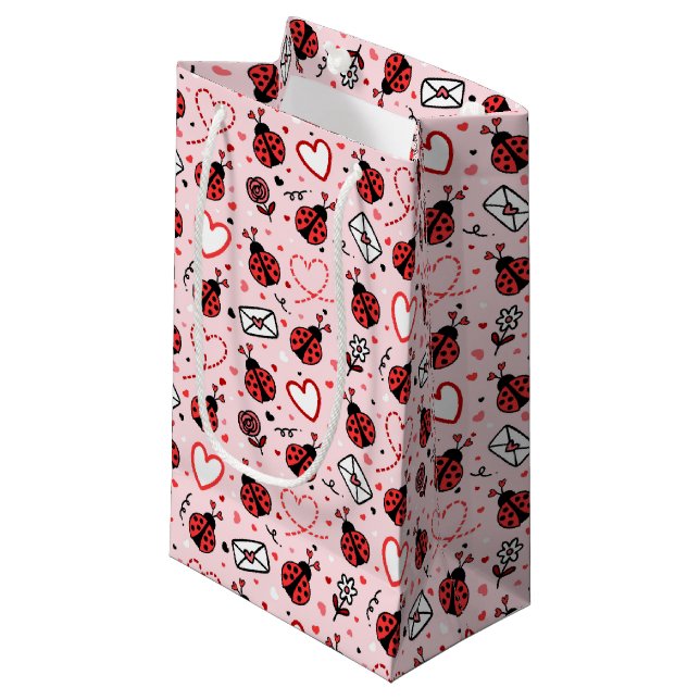Süße Marienkäfer Muster Geschenktasche Kleine Geschenktüte (Vorderseite Schrägansicht)