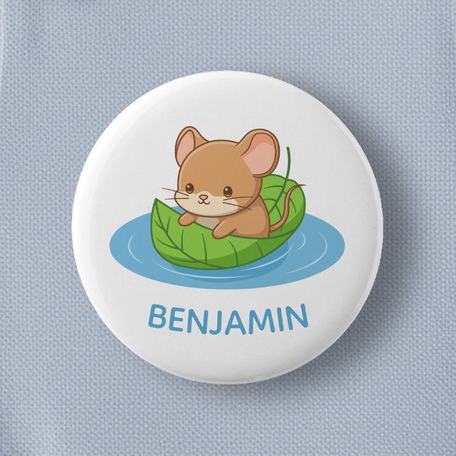 Süße Maus in einem Blattboot mit eigenem Namen Button (Von Creator hochgeladen)