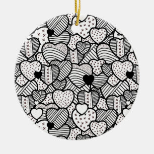 Süße Muster aus schwarzen und weißen Herzen Keramik Ornament
