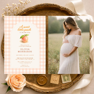 Süße Pfirsich-Gingham-Foto-Baby-Party Einladung