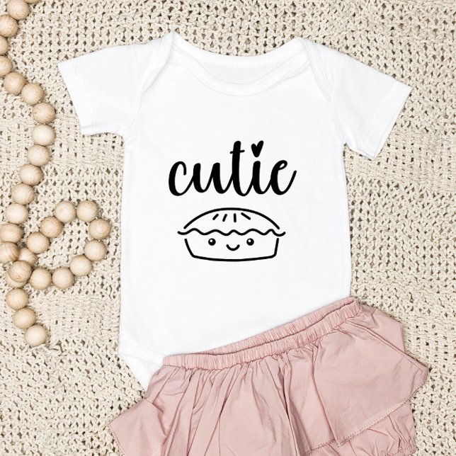 Süsse Pie | Fall Baby - Erntedank Baby Bodysuit Baby Strampler (Von Creator hochgeladen)