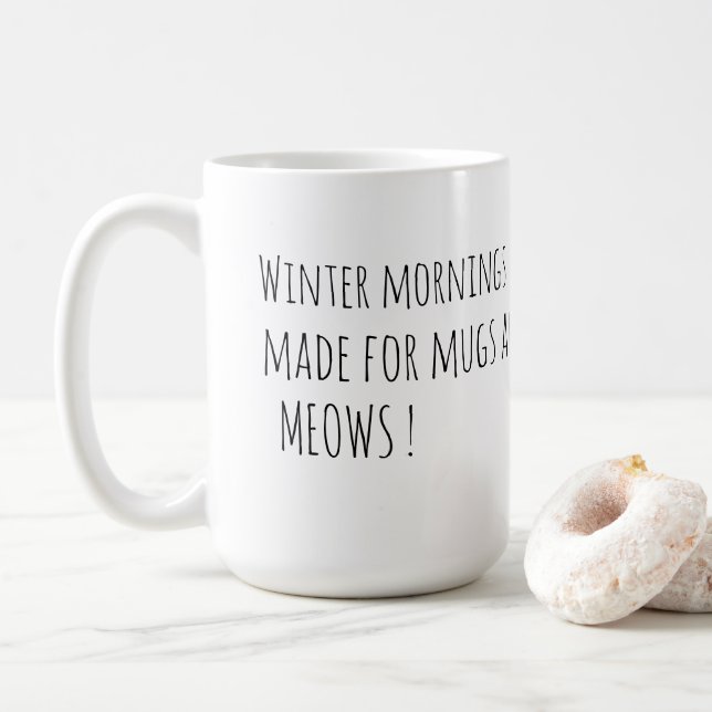 Süße schwarze Katze mit rosa Fliege  Kaffeetasse (Mit Donut)