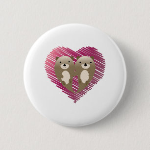 Süße schwimmende Otter in Liebe Button