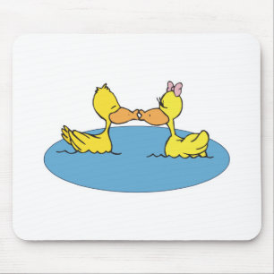 süße sich küssende Enten Mousepad