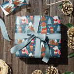 Süße Tier Muster mit Name Blue Christmas Geschenkpapier<br><div class="desc">Fügen Sie Ihren Urlaubsgeschenke eine niedliche saisonale Touch mit diesem bezaubernden, individuell in Blau und Weiß gestalteten Weihnachtspapier hinzu. Die Geschenkpackung hat ein Muster aus einer festlich-braunen Bäreneis-Skaten, einer Eule mit einer Weihnachtsmannmütze und Brille, einem Vogel auf einem verschneiten Berg, einem Hasen, der eine Trompete spielt, und Weihnachtsbäumen im Schnee....</div>