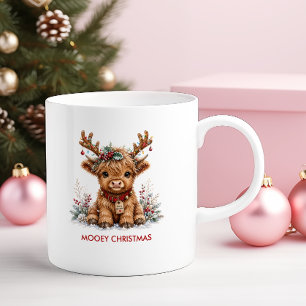 Süße Weihnachts-Hochlandkuh mit festlichen Geweihe Kaffeetasse
