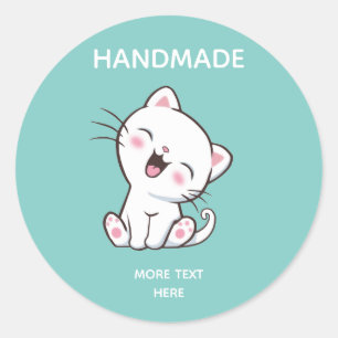 Süße weiße Katze auf hell türkis Handmade Runder Aufkleber