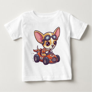 Süßer Baby Chihuahua Rennwagenfahrer T-shirt