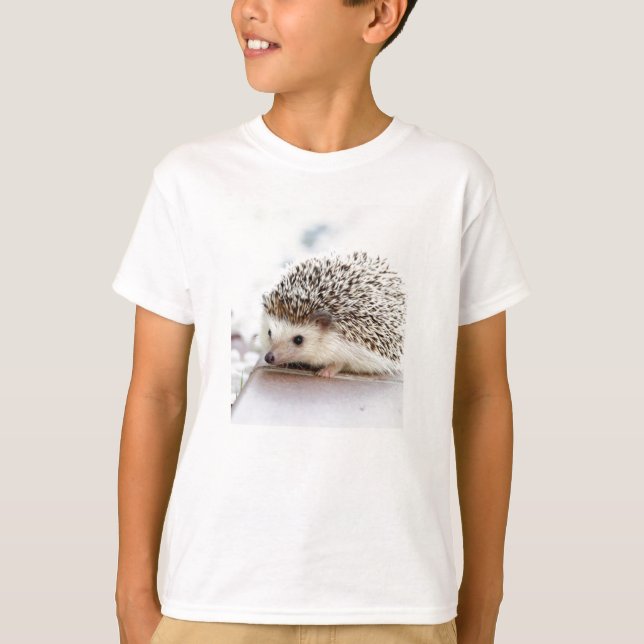 Süßer Baby-Hedgehog-Cut T-Shirt (Vorderseite)