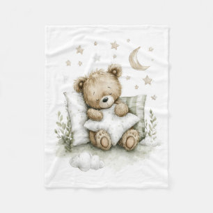 Süßer Babybär schläft tief auf flauschigen Wolken Fleecedecke