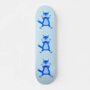Süßer blauer Baby-Jungen-Fuchs Skateboard