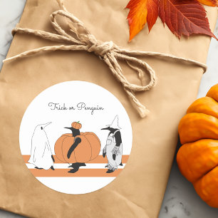 Süßer Cartoon-Kürbis-Pinguin Lustiger Halloween Runder Aufkleber