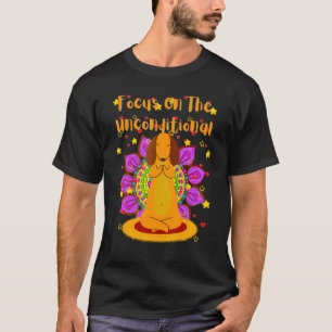 SÜSSER DACHSHUND  LUSTIGER WIENER HUND DOXIE YOGA  T-Shirt
