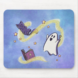 Süßer Geist und Katze beim Zaubern auf Mousepad