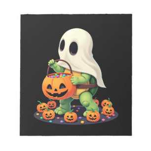Süßer Halloween-Schildkröten-Geist mit Süßigkeiten Notizblock
