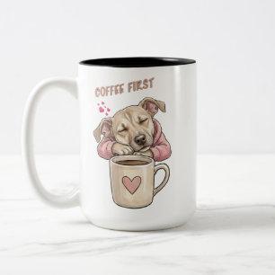 Süßer Hund, der friedlich schläft Zweifarbige Tasse