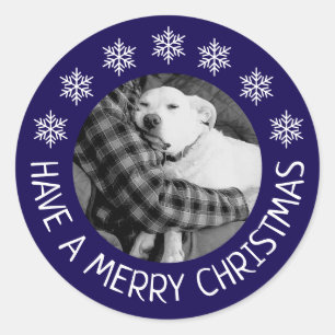 Süßer Hund mit Papa Foto Frohe Weihnachten Blau Runder Aufkleber